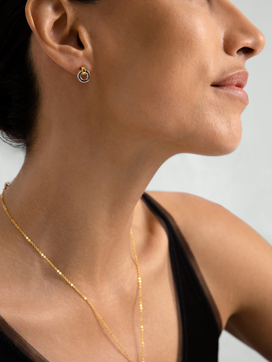 Mixed Interlock Circle Studs - Stud Earrings - OOTDY