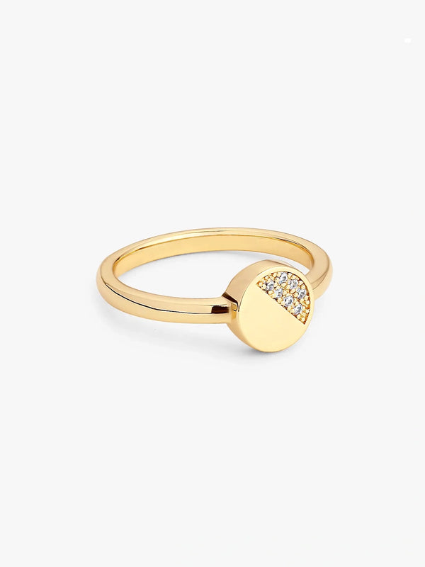 Pave Round Signet Ring - Statement Rings - OOTDY