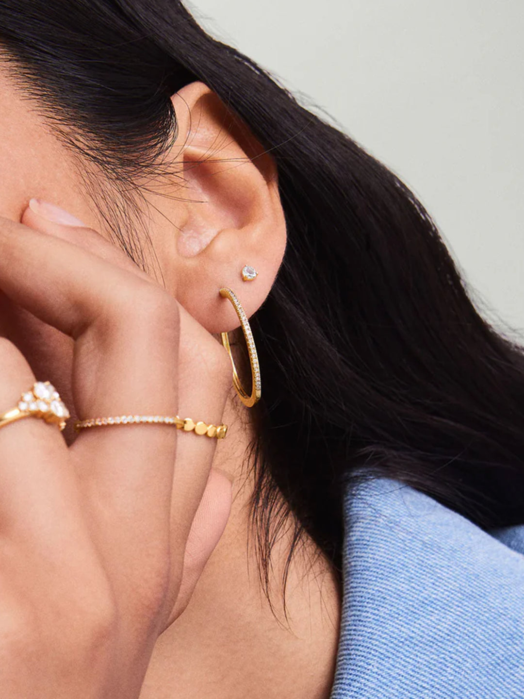 Mini Sapphire Studs - Stud Earrings - OOTDY