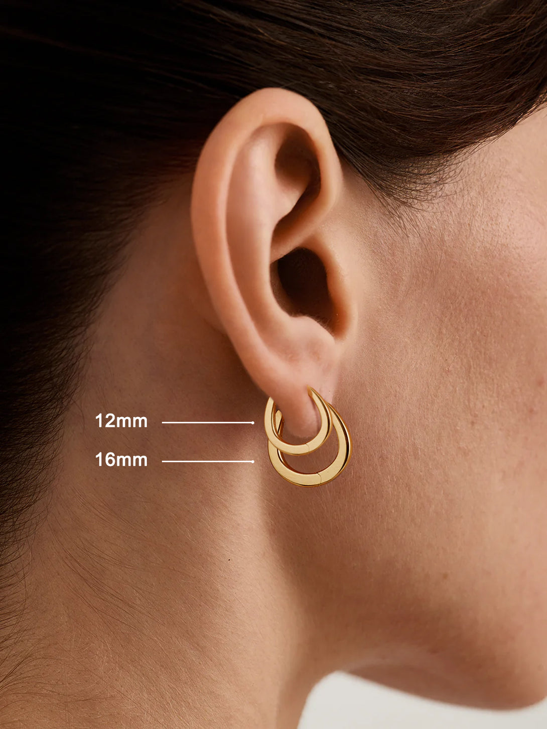 Daily Bold Small Hoops - Huggie Earrings - OOTDY