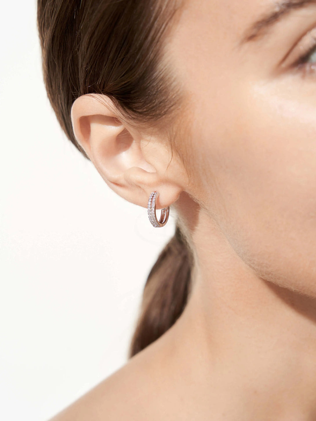 Delicate Round Sparkle Huggie Earrings - OOTDY