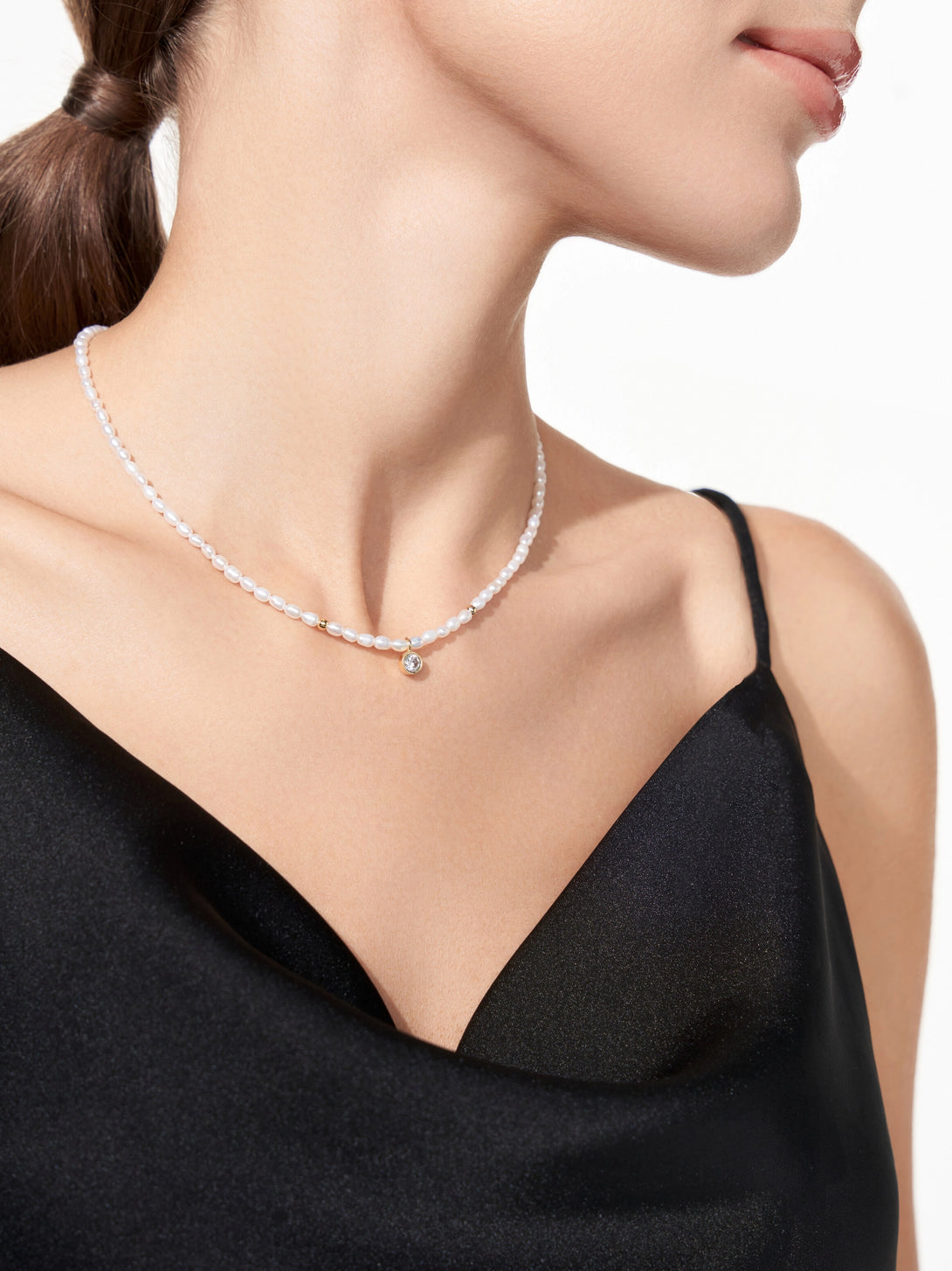 Delicate Freshwater Pearl Choker with Cubic Zirconia - OOTDY